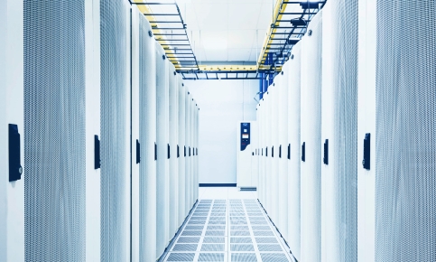 HOW TO  CHOOSE A  DATA CENTER  PROVIDER